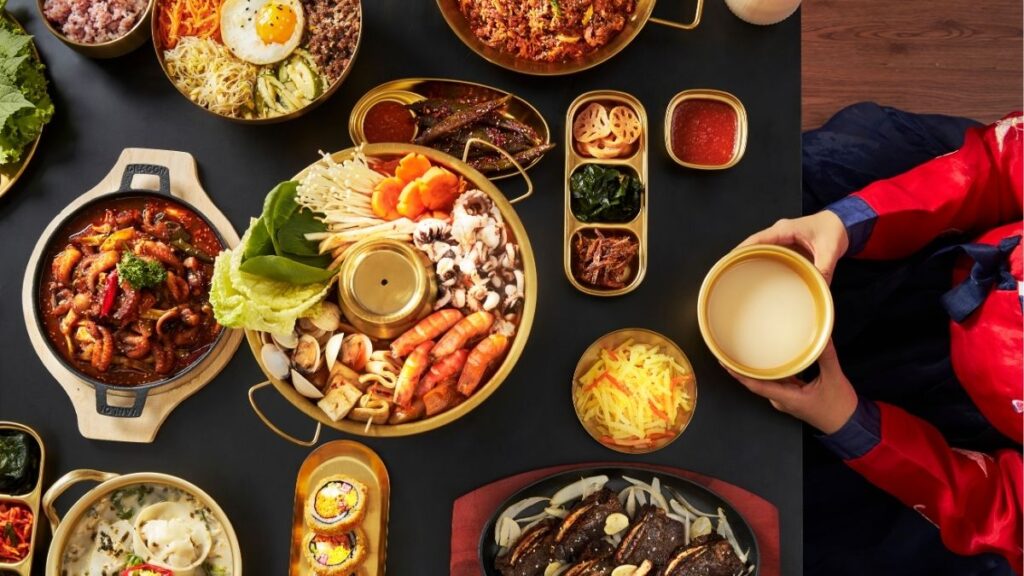 Kiểm Soát Khẩu Phần Ăn Thế Nào Để Không Ăn Quá Nhiều? 17 Cách kiểm soát phần ăn quá lớn khi đi nhà hàng