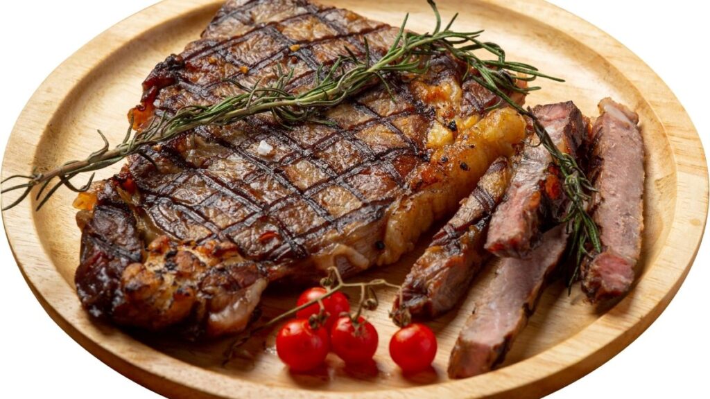 100g Thịt Bò Bao Nhiêu Protein? Cách Tính Khi Sống Và Chín 2 So sánh protein trong 100g thịt bò sống và thịt bò chín