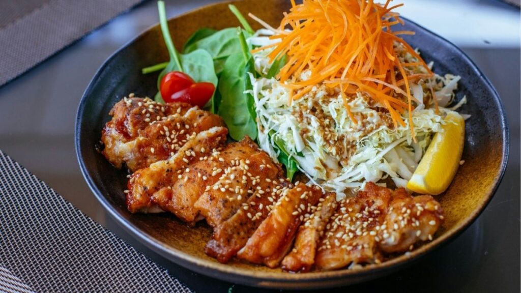 Kiểm Soát Khẩu Phần Ăn Thế Nào Để Không Ăn Quá Nhiều? 7 Cách xác định một phần ăn ban đầu phù hợp