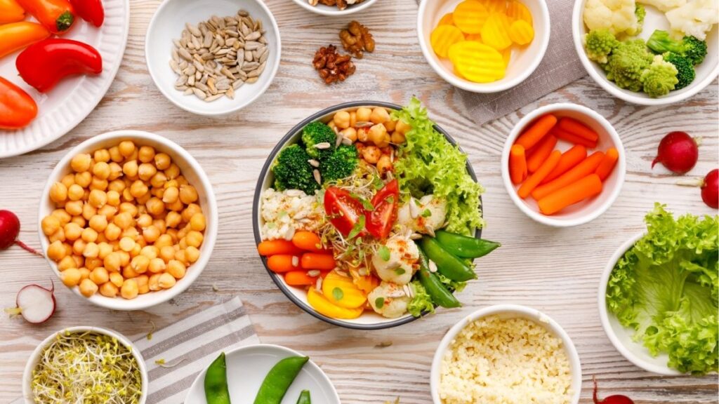 Thế nào là bữa ăn đầy đủ dinh dưỡng và cân đối