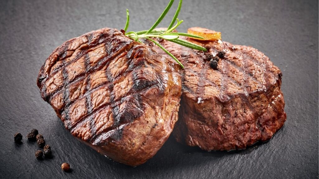 100g Thịt Bò Bao Nhiêu Protein? Cách Tính Khi Sống Và Chín 9 Vì sao 100g thịt bò chín nhiều protein hơn thịt bò sống